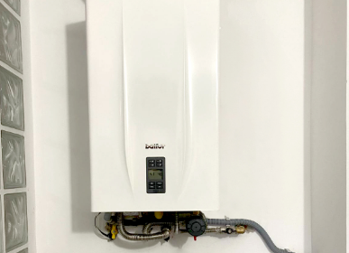 Installazione caldaia a condensazione per riscaldamento ed efficienza energetica della casa